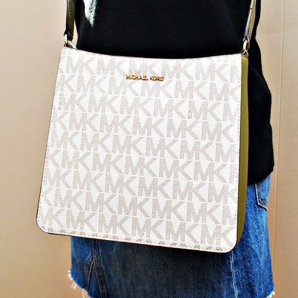 Michael Kors Jet Set Medium Swing Pack - Smoky Olive - Picture 2 of 9